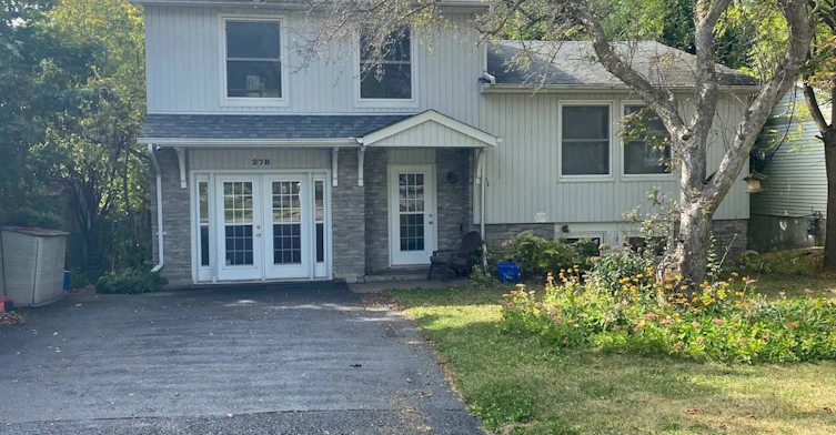 Lower-278 Waratah Avenue, Newmarket, ON, L3Y 5J2