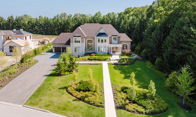 43 Newton Reed Crescent