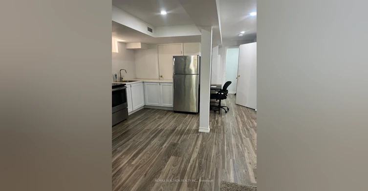 334 Ritas Avenue, Newmarket, ON, L3X 2N2 - 4