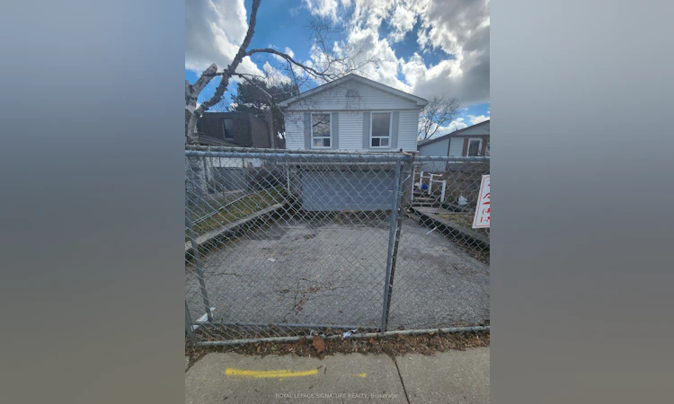 29 Lillooet Crescent