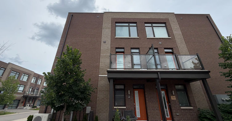 2 Beliveau Street, Vaughan, ON, L4L 0M1 - 2