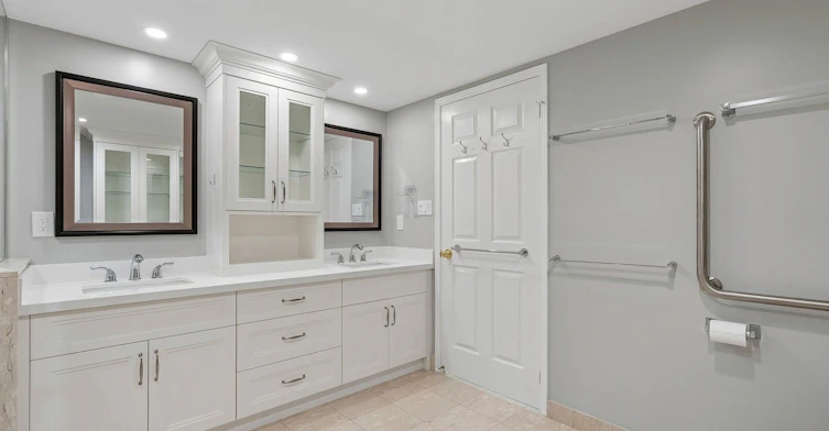 1215-610 Bullock Drive, Markham, ON, L3R 0G1 - 18
