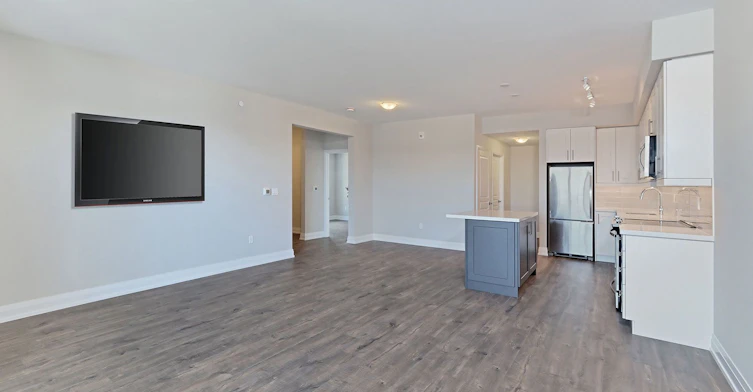 231-555 William Graham Drive, Aurora, ON, L4G 7C4 - 2