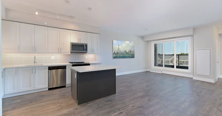 231-555 William Graham Drive, Aurora, ON, L4G 7C4