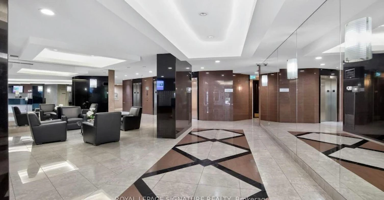 1003-7250 Yonge Street, Vaughan, ON, L4J 7X1 - 2