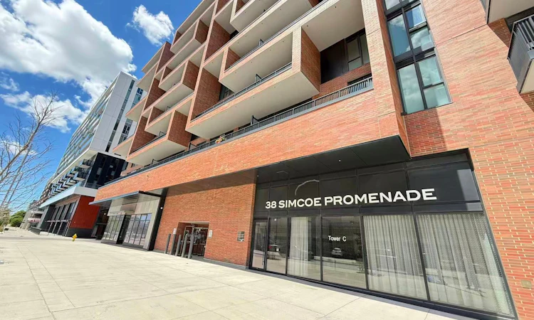 C503-38 Simcoe Promenade N