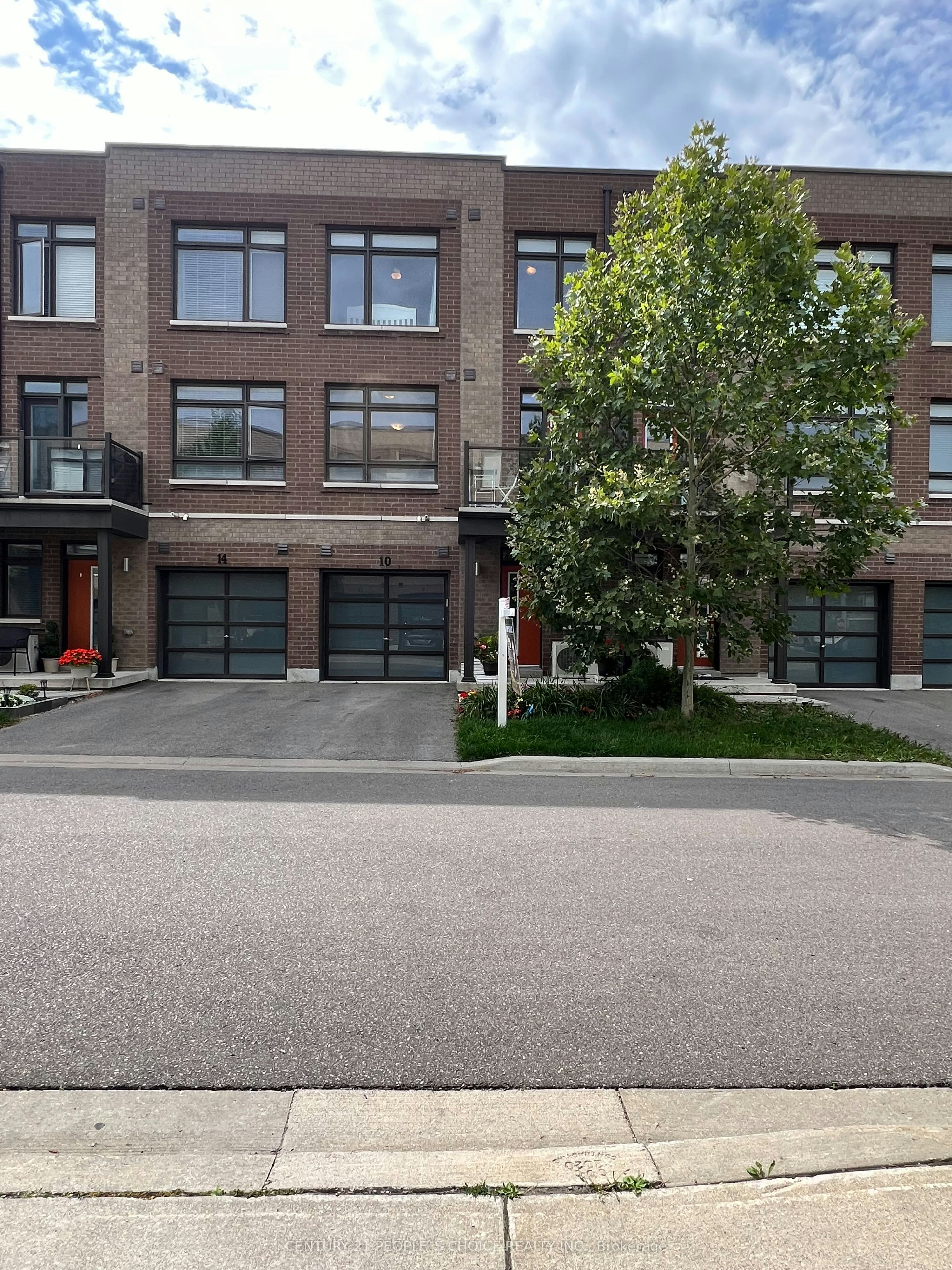 10 Tauton Street, Vaughan, ON, L4L 0M2