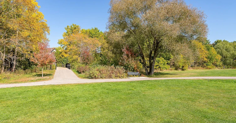 307 Sheridan Court, Newmarket, ON, L3Y 8P9 - 34