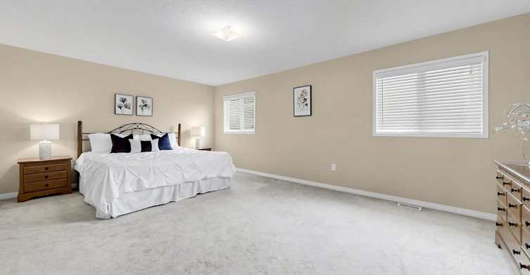 303 King Street E, East Gwillimbury, ON, L0G 1M0 - 23