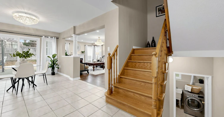 303 King Street E, East Gwillimbury, ON, L0G 1M0 - 16
