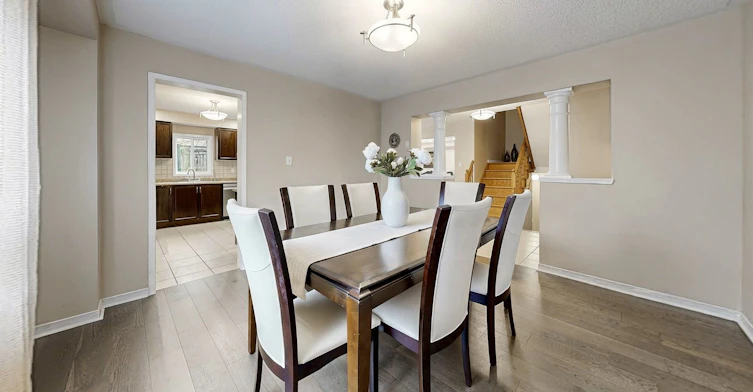 303 King Street E, East Gwillimbury, ON, L0G 1M0 - 10