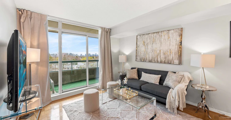 605-5 Emerald Lane, Vaughan, ON, L4J 8P7 - 13