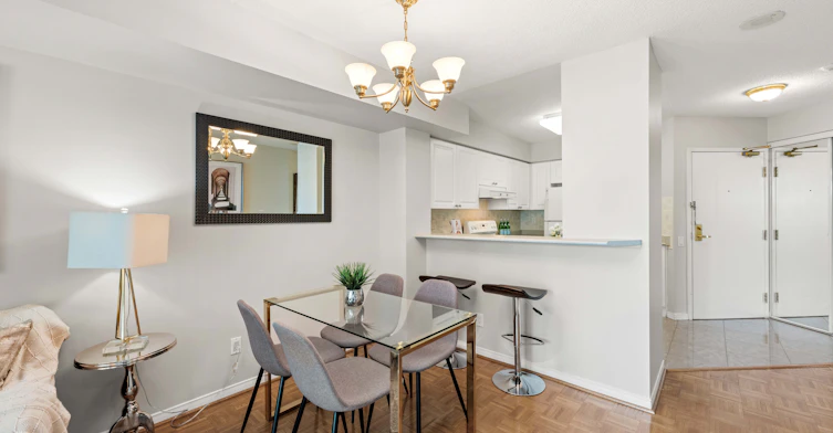 605-5 Emerald Lane, Vaughan, ON, L4J 8P7 - 11