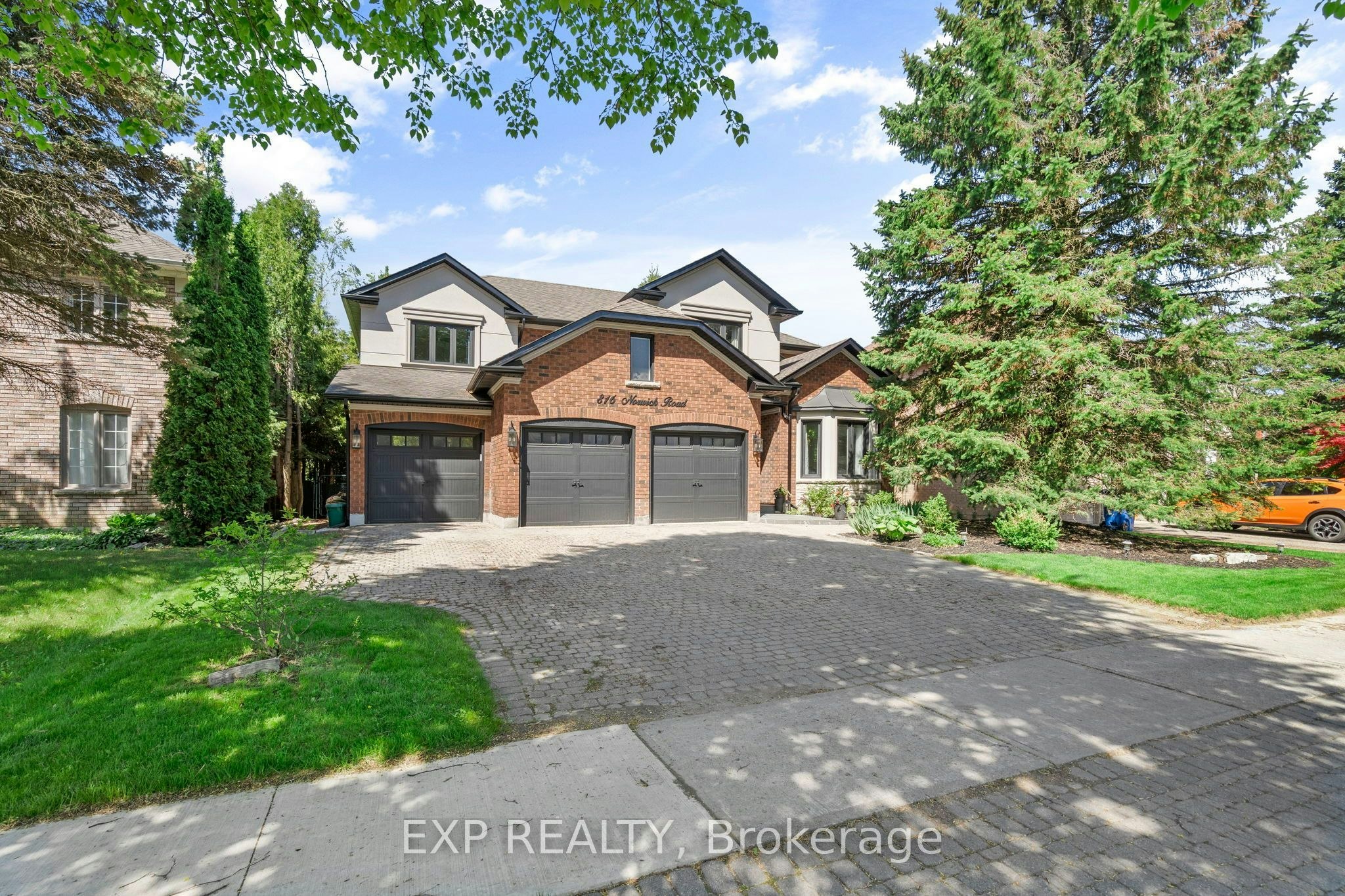 816 Norwick Road, Newmarket, ON, L3X 1K8