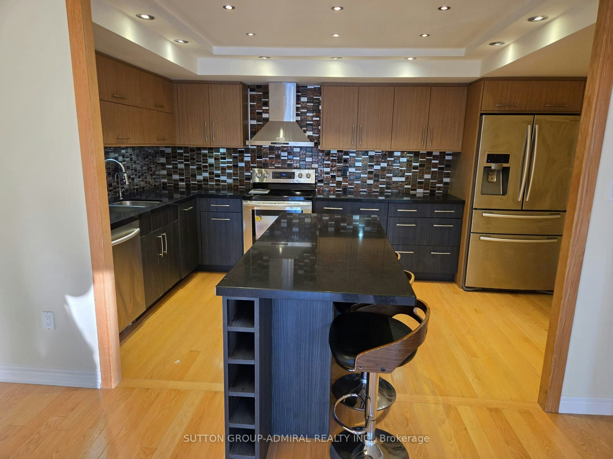 208-5 Weldrick Road W, Richmond Hill, ON, L4C 8S9 - 3