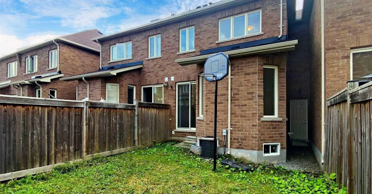 34 Thistle Avenue, Richmond Hill, ON, L4E 0B8 - 35