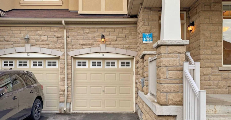34 Thistle Avenue, Richmond Hill, ON, L4E 0B8 - 2
