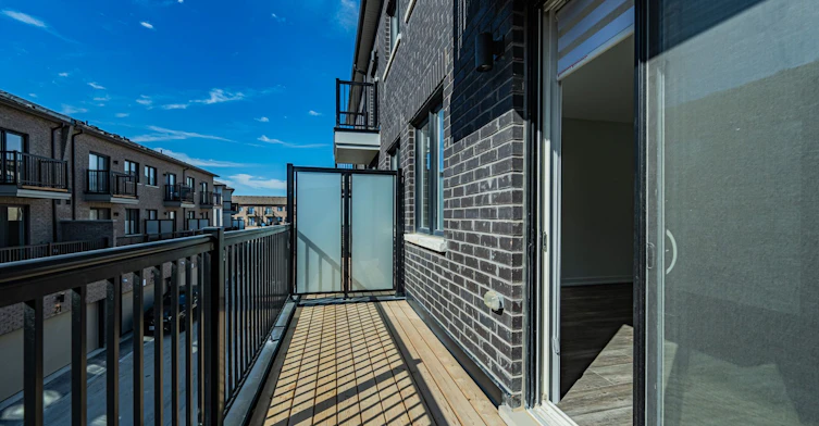 16 Agnes Lane, Richmond Hill, ON, L4B 0J4 - 24