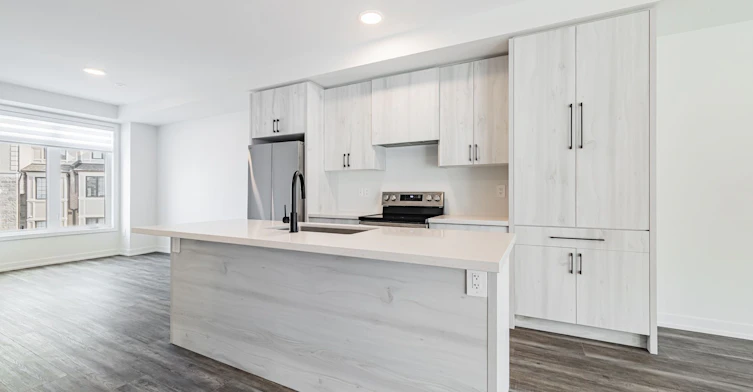 16 Agnes Lane, Richmond Hill, ON, L4B 0J4