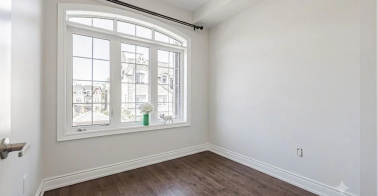 77 Glazebrook Drive, Vaughan, ON, L4L 0H9 - 5