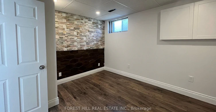 Lower-18 Boulding Drive, Aurora, ON, L4G 2V7 - 12