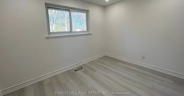 Lower-18 Boulding Drive, Aurora, ON, L4G 2V7 - 8