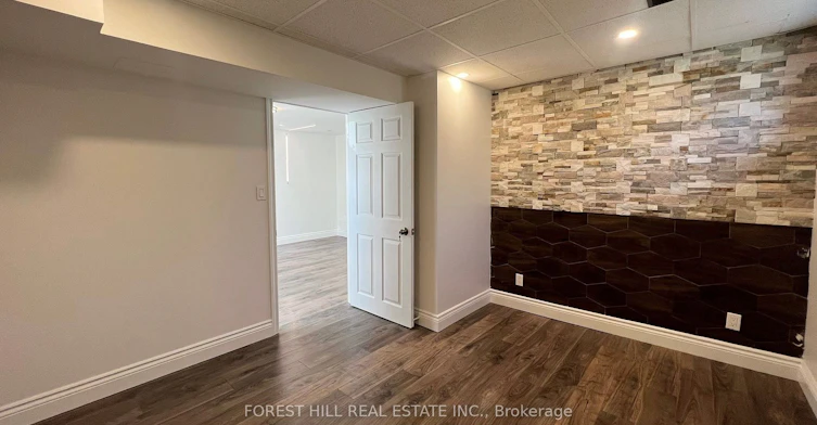 Lower-18 Boulding Drive, Aurora, ON, L4G 2V7 - 14
