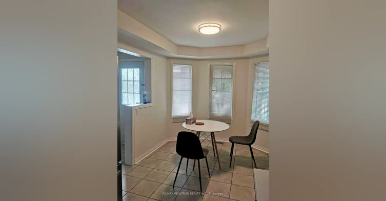 381 Coachwhip Trail, Newmarket, ON, L3X 2R2 - 4