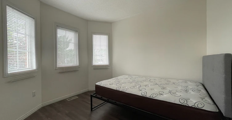 381 Coachwhip Trail, Newmarket, ON, L3X 2R2 - 12