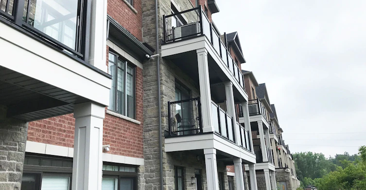 413-201 Pine Grove Road, Vaughan, ON, L4L 0H8 - 2