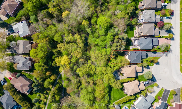 63 O'connor Crescent