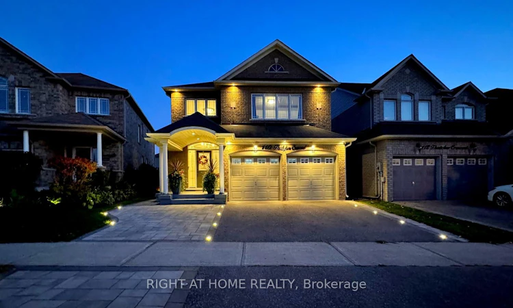 110 Thatcher Crescent