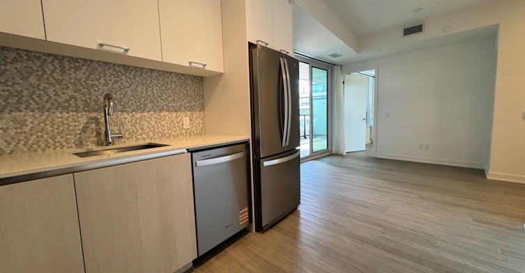 431-8188 Yonge Street, Vaughan, ON, L4J 1W5 - 23