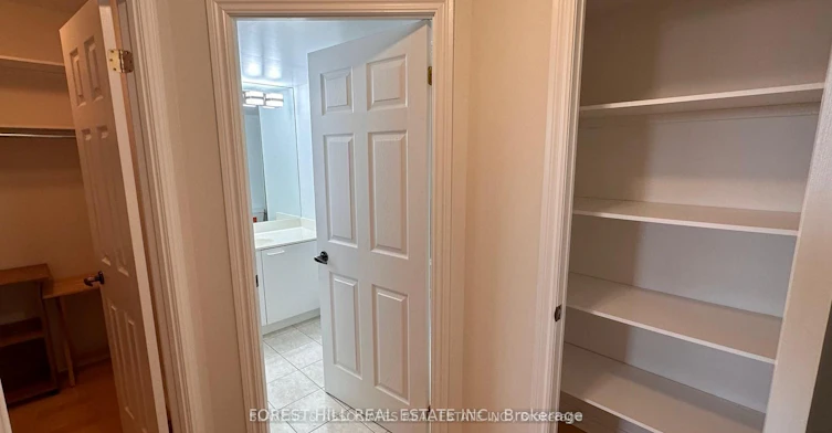 512-130 Pond Drive, Markham, ON, L3T 7W5 - 22