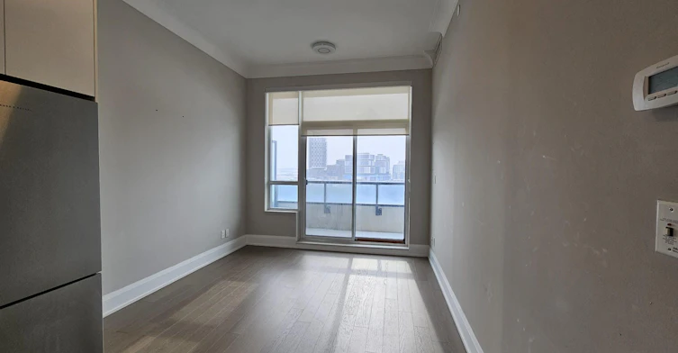 807-15 Water Walk Drive, Markham, ON, L6G 0G2 - 14