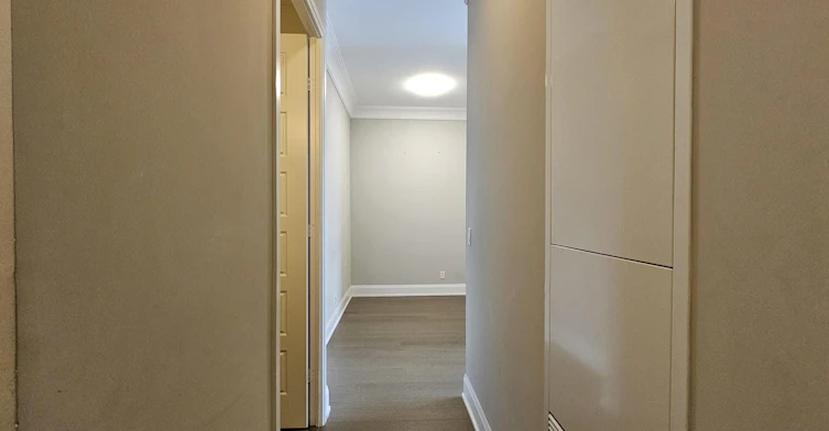 807-15 Water Walk Drive, Markham, ON, L6G 0G2 - 23