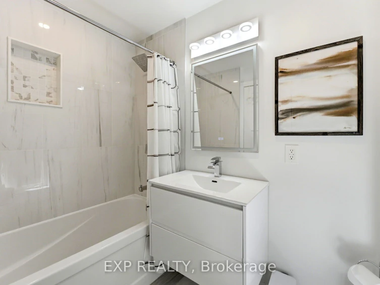 32 Farley Circle, Georgina, ON, L0E 1S0 - 28