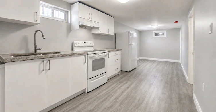 Lower-32 Stewart Avenue, New Tecumseth, ON, L9R 1C8 - 3