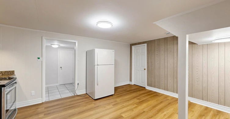 Lower-106 Levendale Road, Richmond Hill, ON, L4C 4H2 - 7