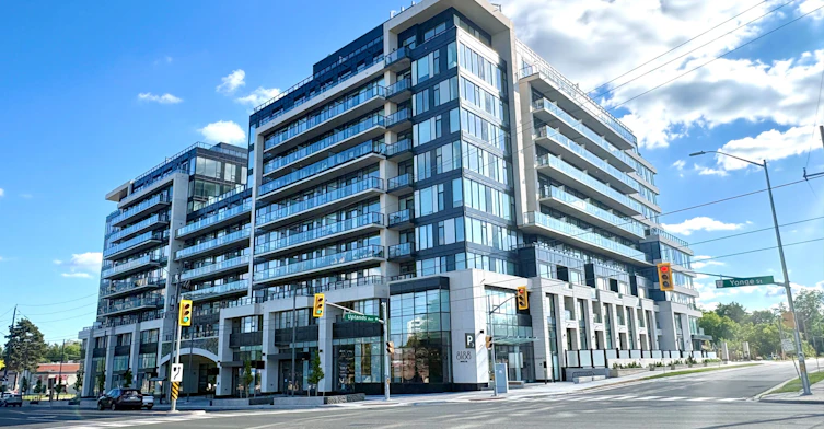 221-8188 Yonge Street, Vaughan, ON, L4J 0M2