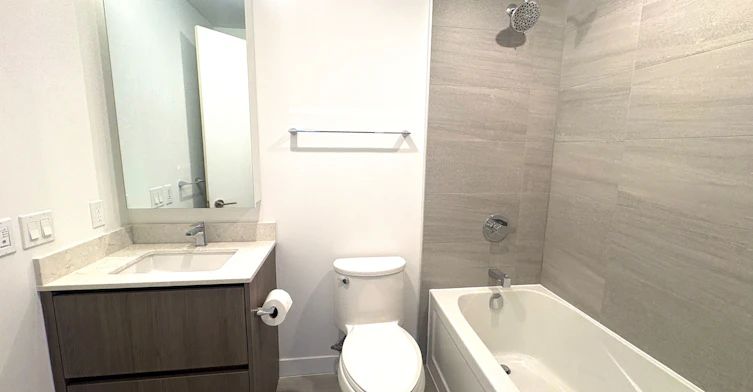 221-8188 Yonge Street, Vaughan, ON, L4J 0M2 - 11