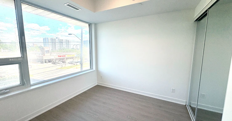 221-8188 Yonge Street, Vaughan, ON, L4J 0M2 - 7