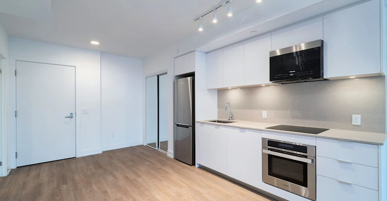907-8 Cedarland Drive, Markham, ON, L6G 0H4 - 7