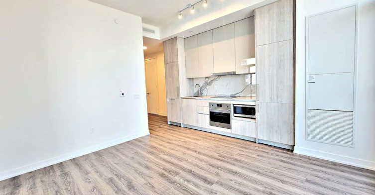 5311-195 Commerce Street, Vaughan, ON, L4K 0P9 - 8
