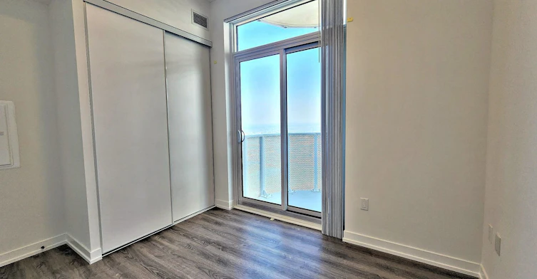 5311-195 Commerce Street, Vaughan, ON, L4K 0P9 - 11