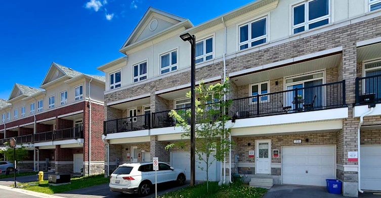 58 Massachusetts Lane, Markham, ON, L6E 2C1 - 2