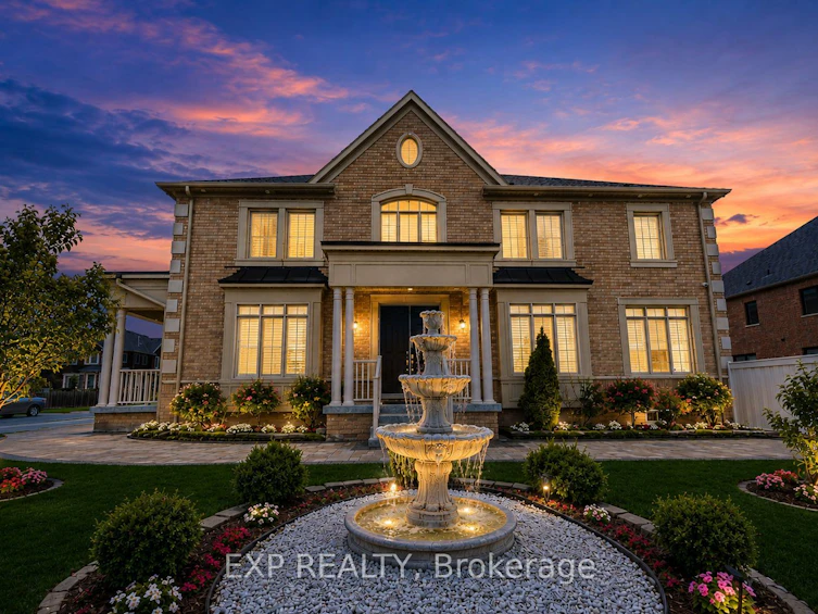 2 Tesla Crescent, East Gwillimbury, ON, L9N 0T3 - 2