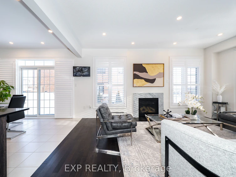 2 Tesla Crescent, East Gwillimbury, ON, L9N 0T3 - 10