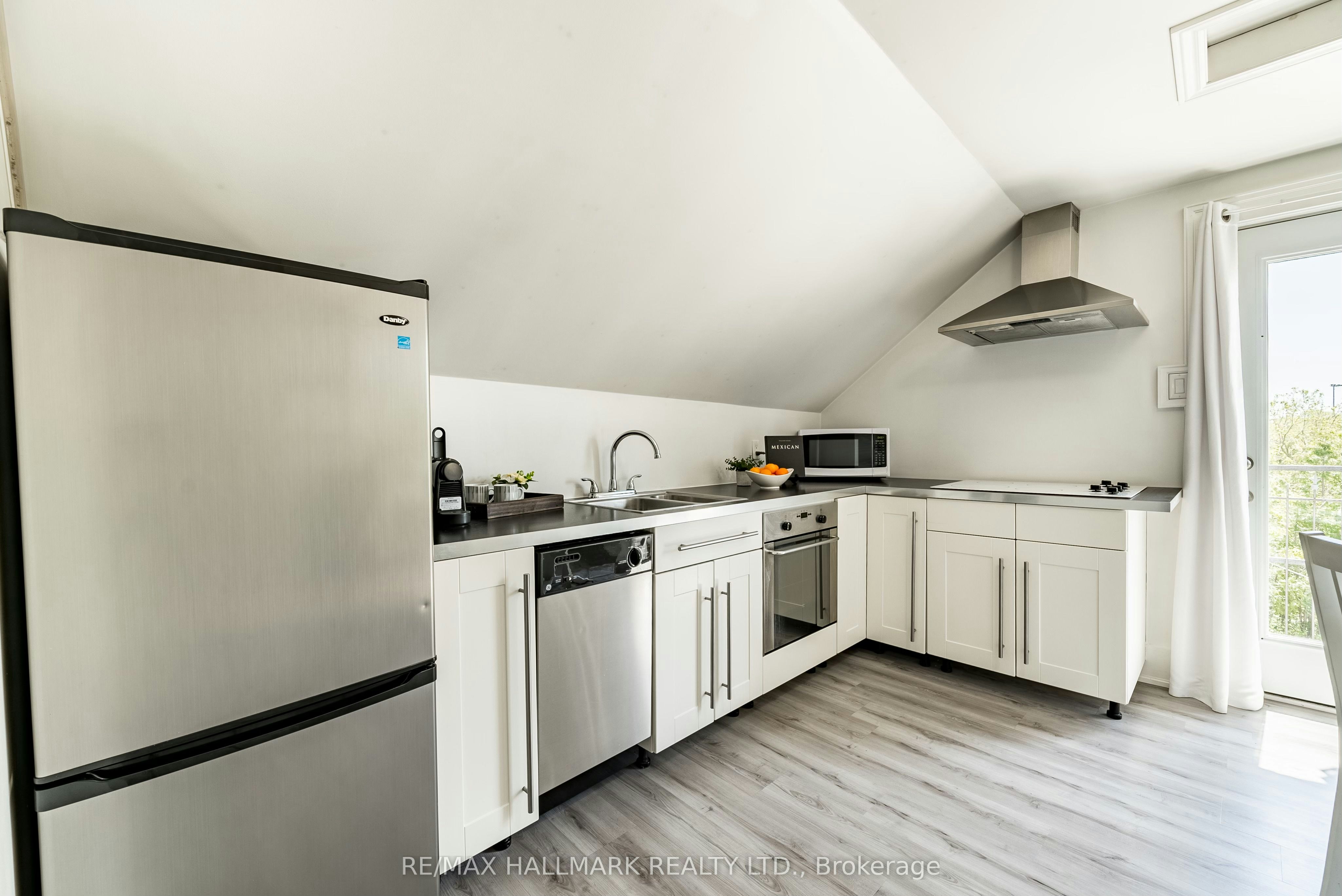 Main-6395 Main Street, Whitchurch-Stouffville, ON, L4A 1G4 - 24
