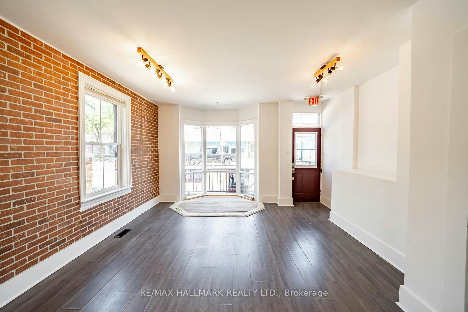 Main-6395 Main Street, Whitchurch-Stouffville, ON, L4A 1G4 - 11